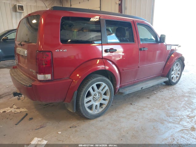 Dodge Nitro Sxt