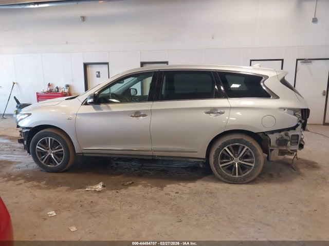 INFINITI Qx Pure