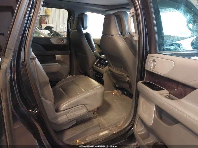Lincoln Navigator Reserve L