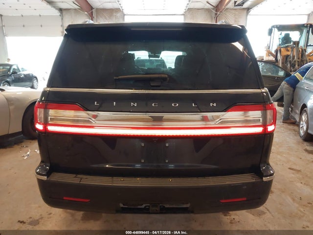 Lincoln Navigator Reserve L