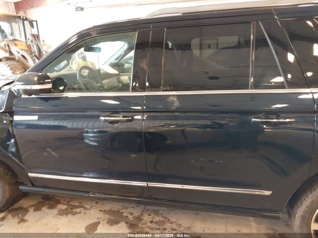 Lincoln Navigator Reserve L