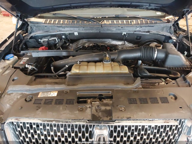Lincoln Navigator Reserve L