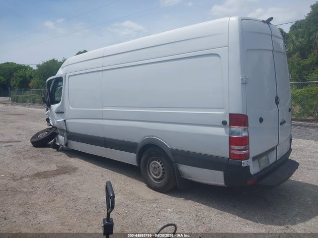 Mercedes-Benz Sprinter 2500 High Roof