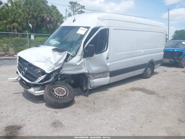 Mercedes-Benz Sprinter 2500 High Roof