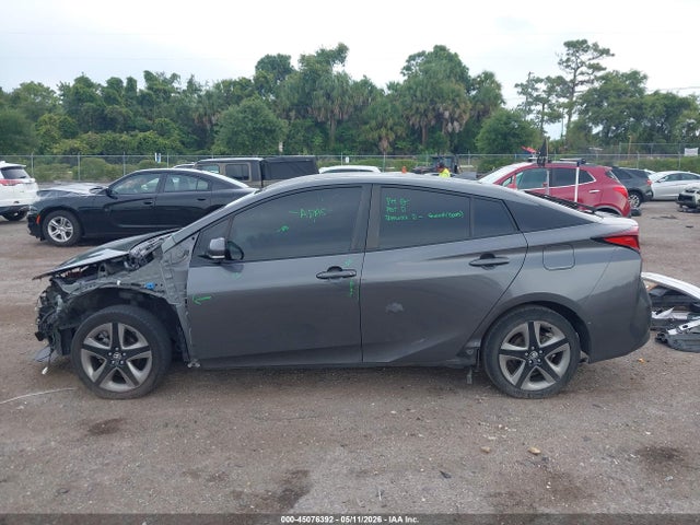 Toyota Prius Xle