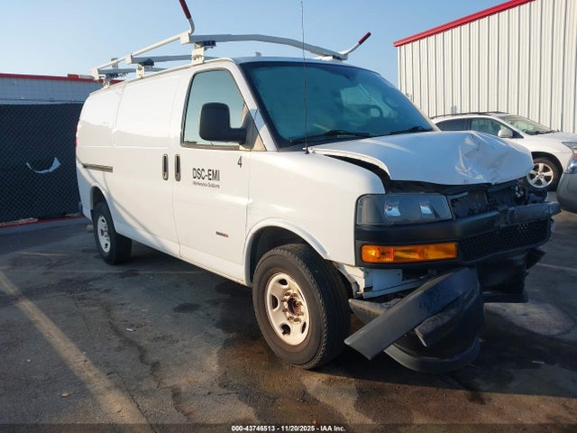 Salvage Chevrolet Express Image