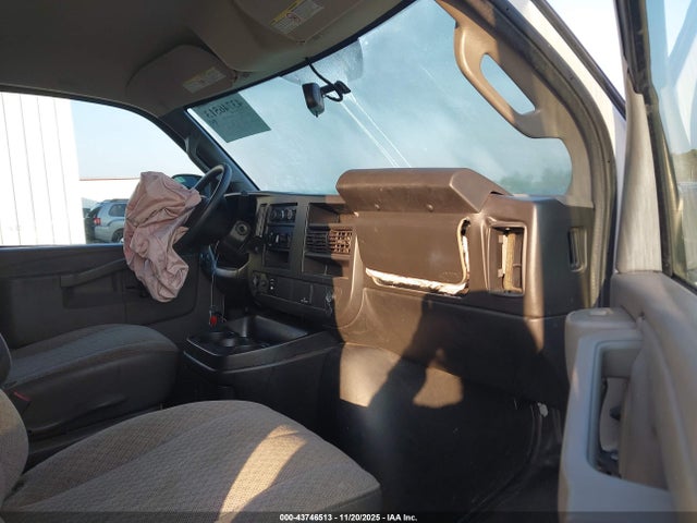 Chevrolet Express Rwd 2500 Regular Wheelbase Wt