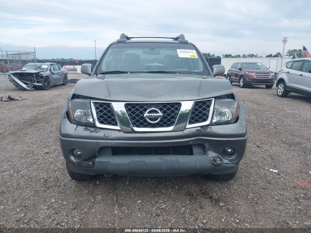 Nissan Frontier Le