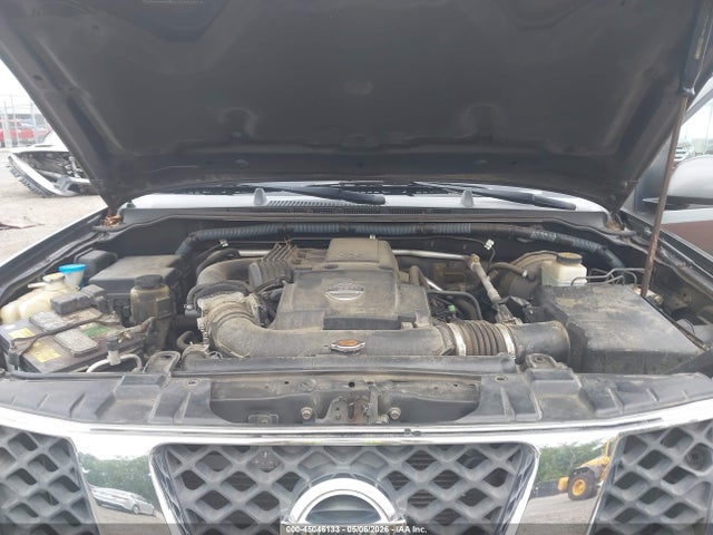 Nissan Frontier Le