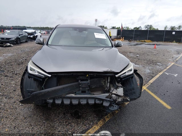 INFINITI Qx Pure