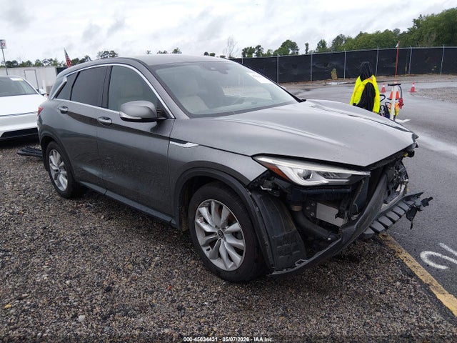 Salvage INFINITI Qx Image