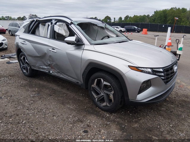 Salvage Hyundai TUCSON Image