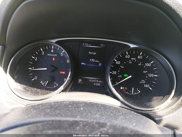 Nissan Rogue S