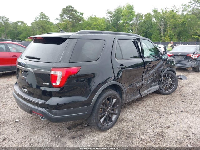 Ford Explorer Xlt