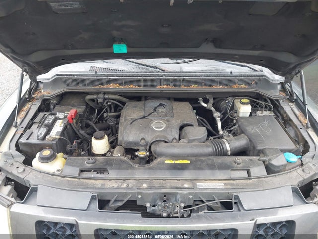 Nissan Armada Sv