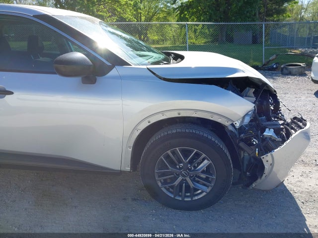 Nissan Rogue S Intelligent Awd