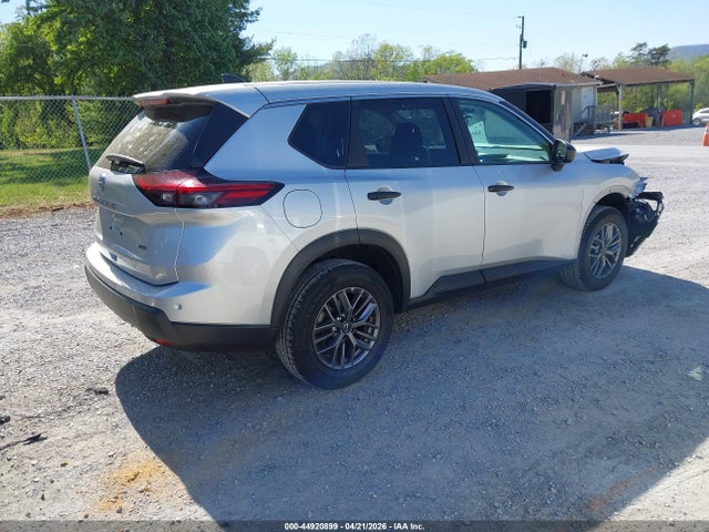 Nissan Rogue S Intelligent Awd