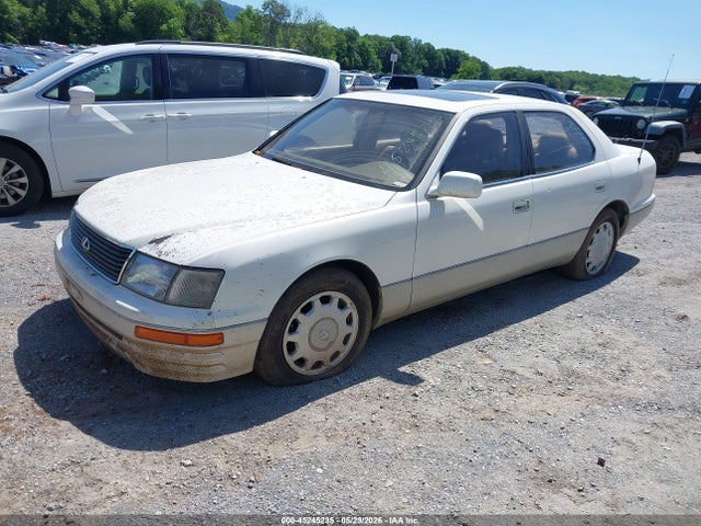 Lexus LS 400