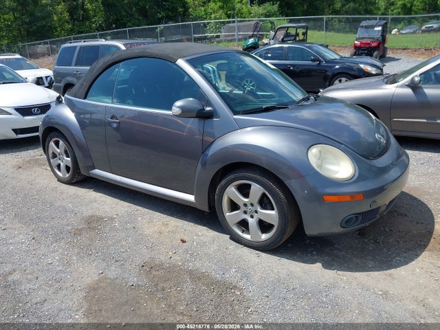 Salvage Volkswagen Beetle Image