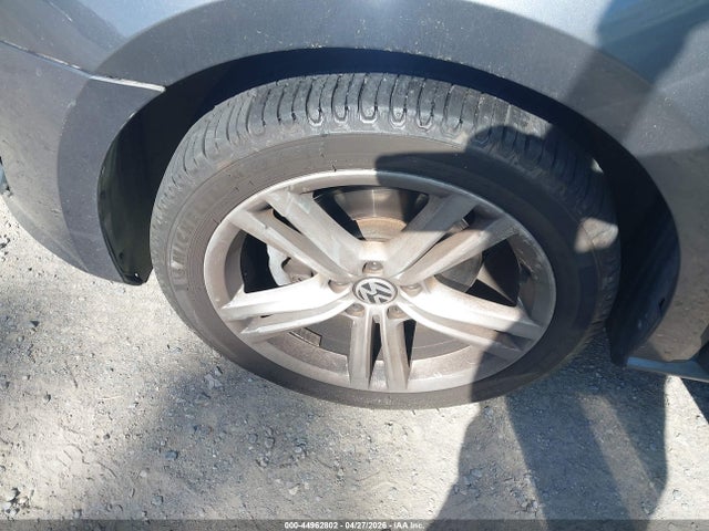 Volkswagen Passat 3.6l V6 Sel Premium