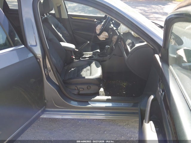Volkswagen Passat 3.6l V6 Sel Premium