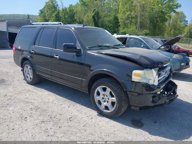 Salvage Ford Expedition Image