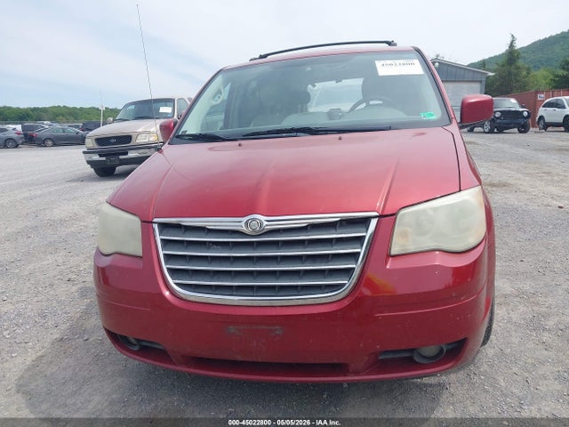 Chrysler Town & Country Touring