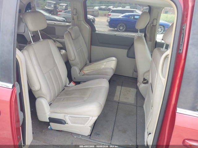 Chrysler Town & Country Touring
