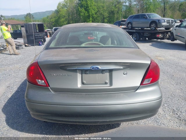 Ford Taurus Se