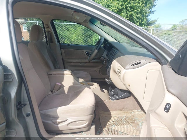 Ford Taurus Se