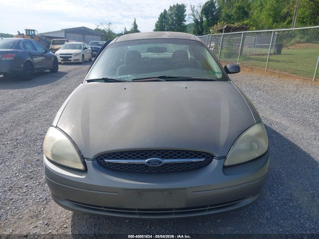 Ford Taurus Se