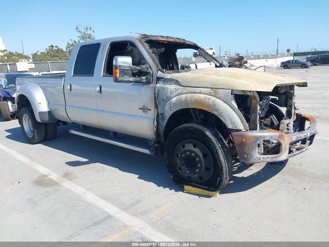 Salvage Ford F-450 Image