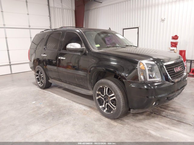 Salvage GMC Yukon Image