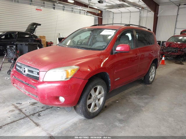 Toyota RAV4 Limited V6