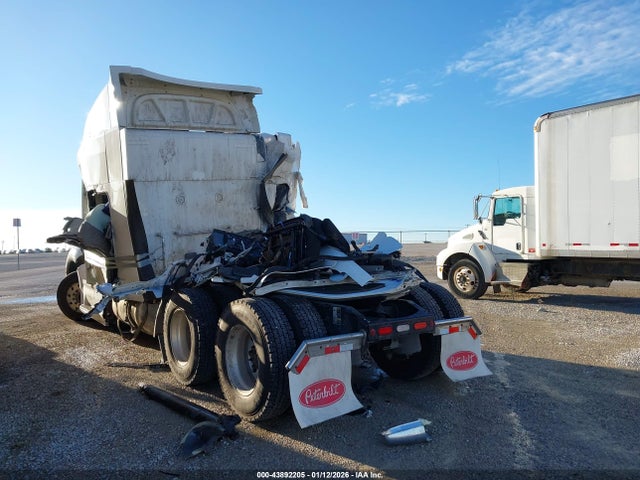 Peterbilt 579