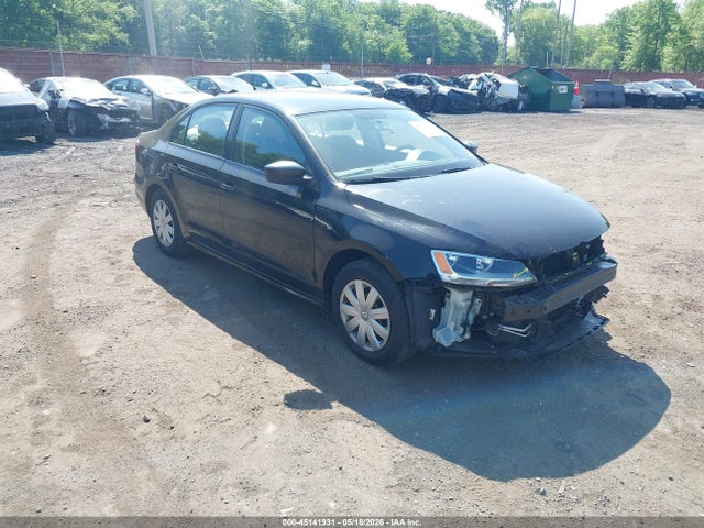 Salvage Volkswagen Jetta Image