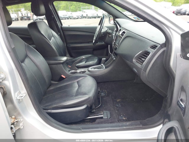 Chrysler 200 Limited
