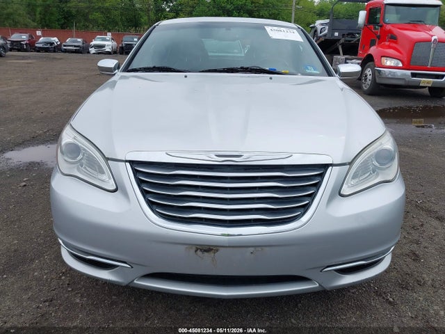 Chrysler 200 Limited