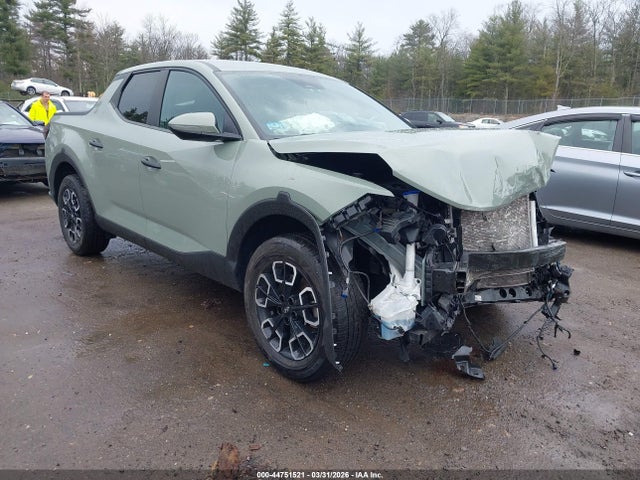 Salvage Hyundai SANTA CRUZ Image