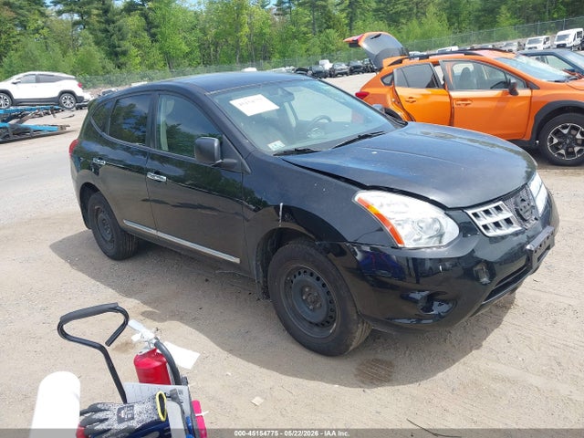 Salvage Nissan Rogue Image