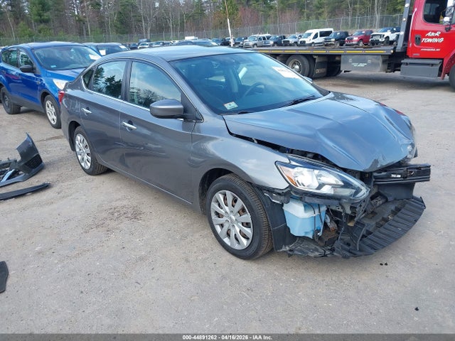 Salvage Nissan Sentra Image