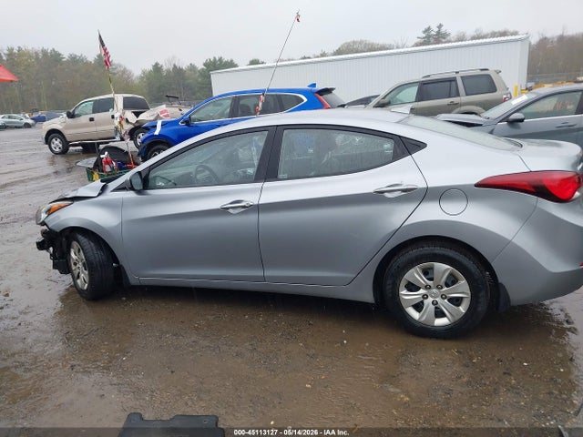 Hyundai ELANTRA Se