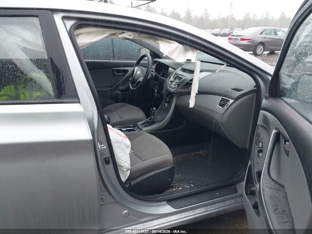 Hyundai ELANTRA Se