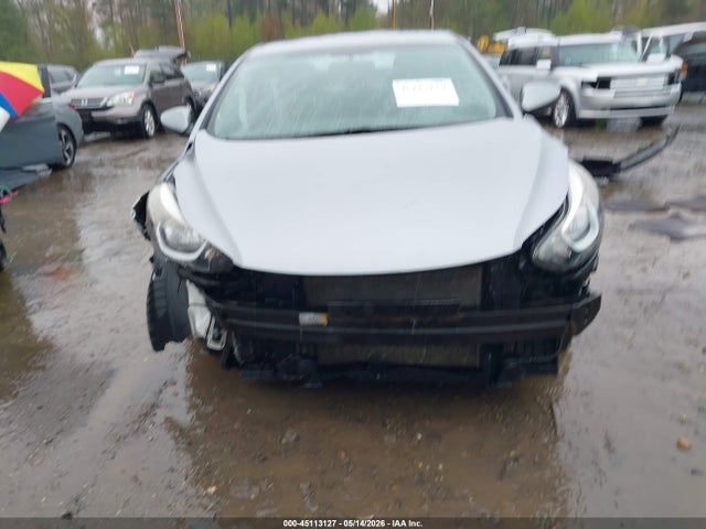 Hyundai ELANTRA Se