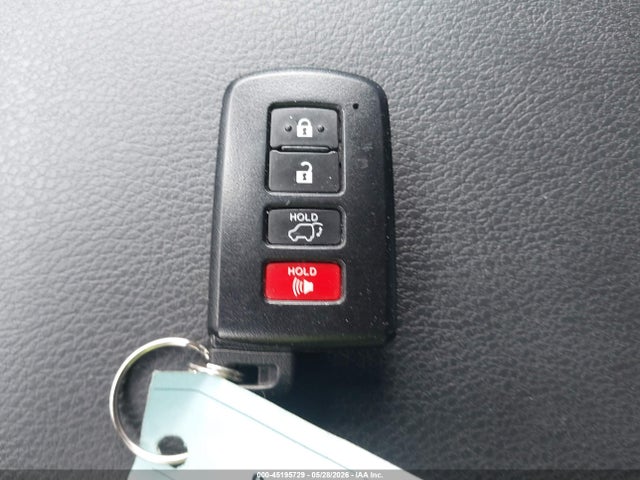 Toyota Highlander Limited Platinum V6