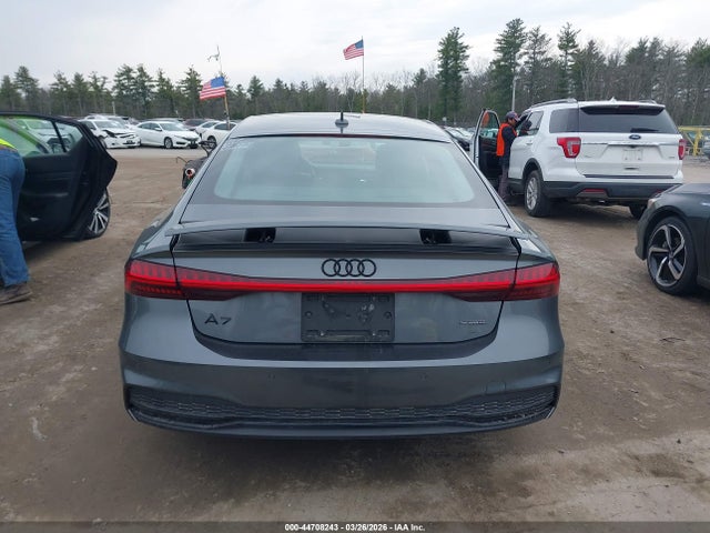 Audi A7 Premium Plus 55 Tfsi Quattro S Tronic
