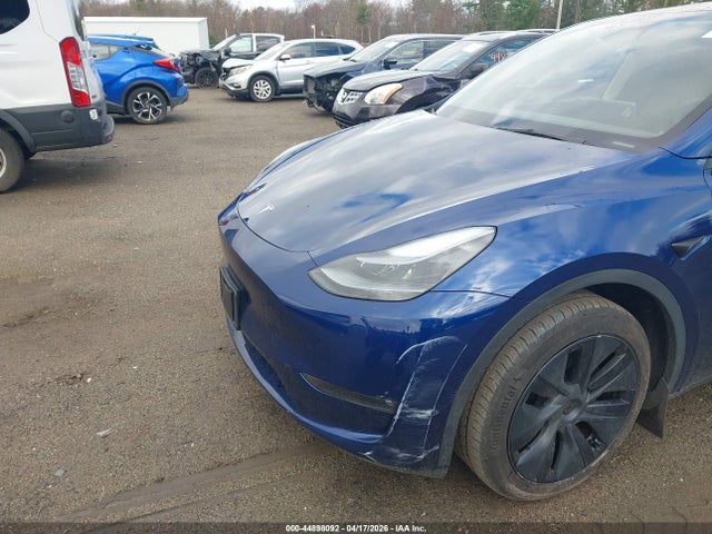Tesla Model Y Long Range Dual Motor All-wheel Drive