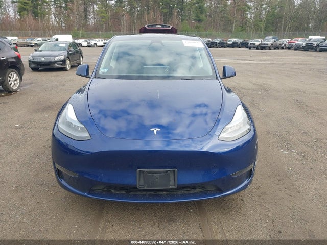 Tesla Model Y Long Range Dual Motor All-wheel Drive
