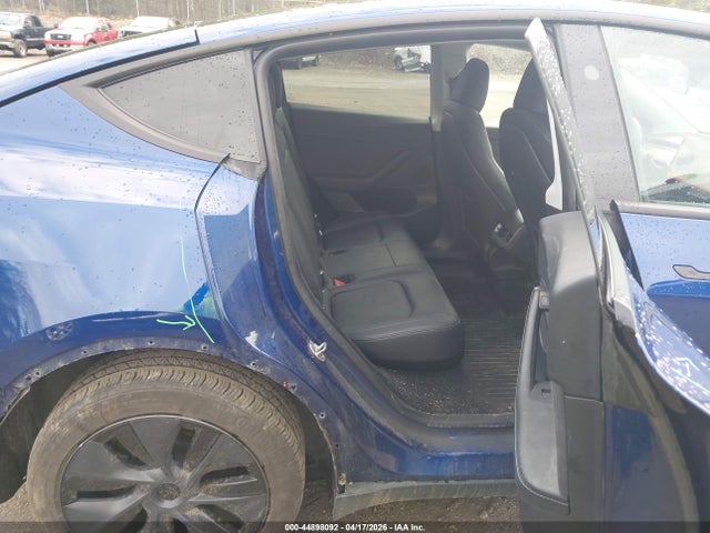 Tesla Model Y Long Range Dual Motor All-wheel Drive
