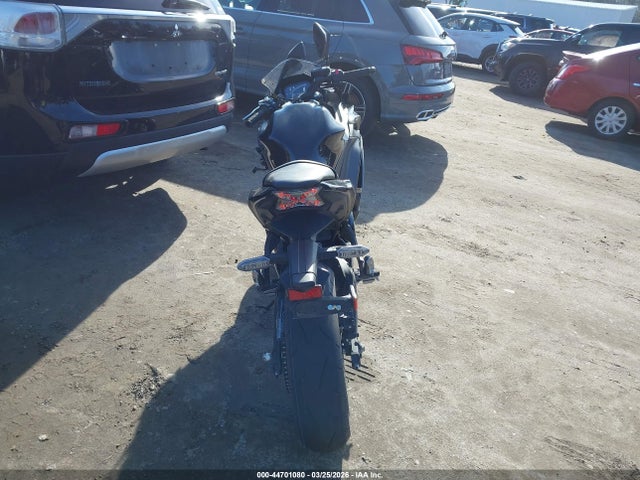 Kawasaki Ex650 R